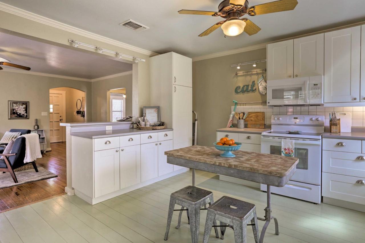 Fredericksburg Cottage with Grill - Walk to Main St! Exterior foto